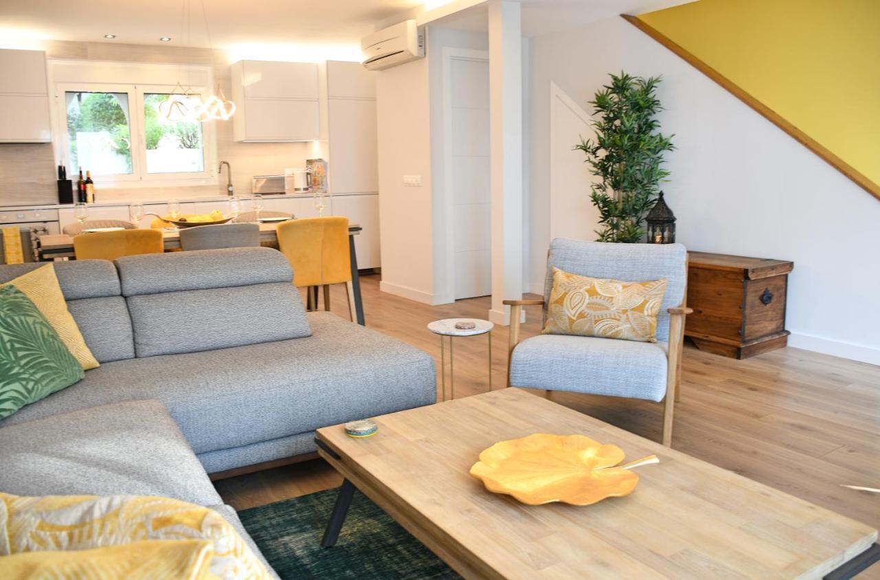 Yellow Jasper - Gemstone Getaway Marbella Exterior photo